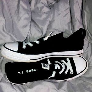 Women’s All ⭐️ converse Sneakers